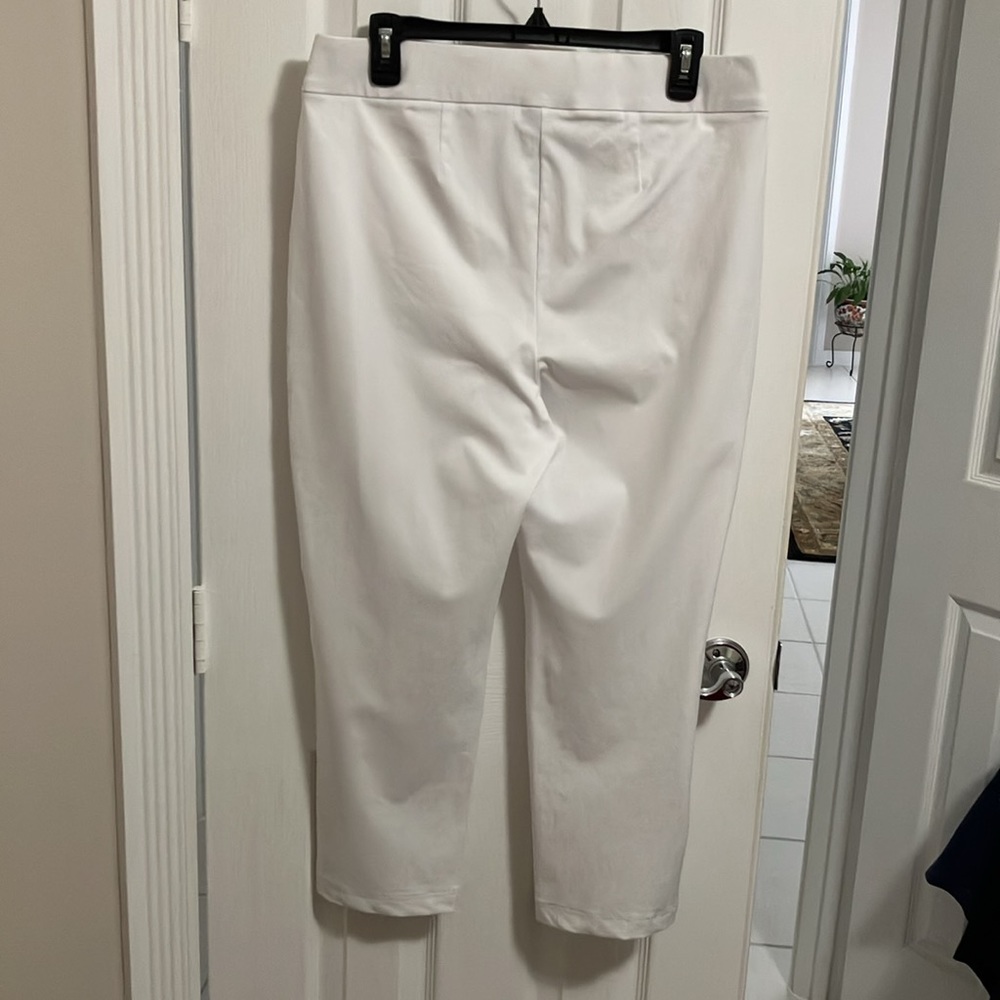 Chicos White Pant Size-1.5 R - Picture 2 of 3